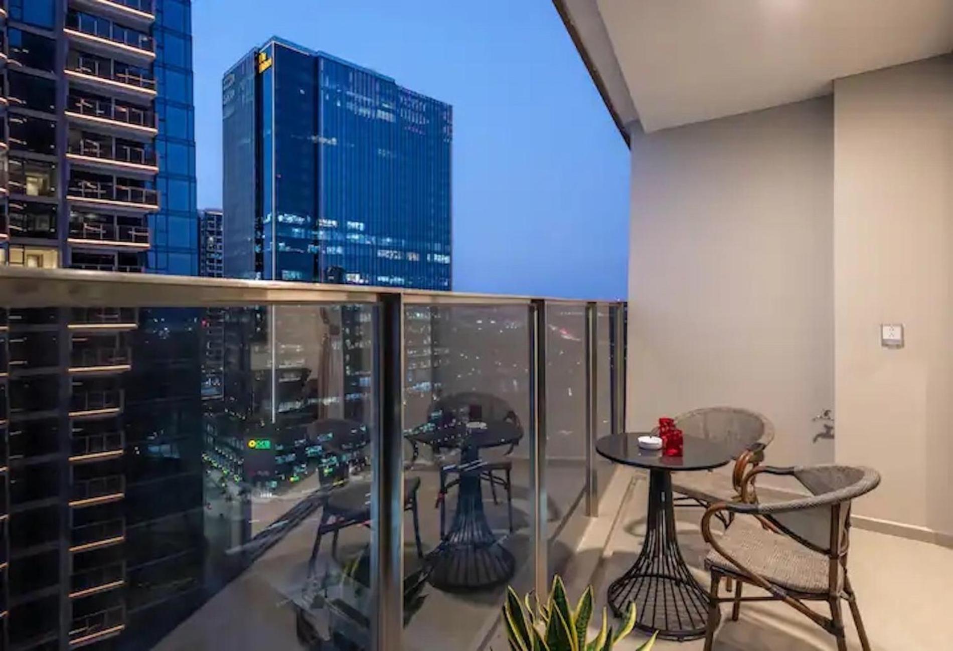 The Opera Apartment Cental Saigon Free Pool-Gym-Sauna Room- Golf Mini Ho Şi Min Dış mekan fotoğraf