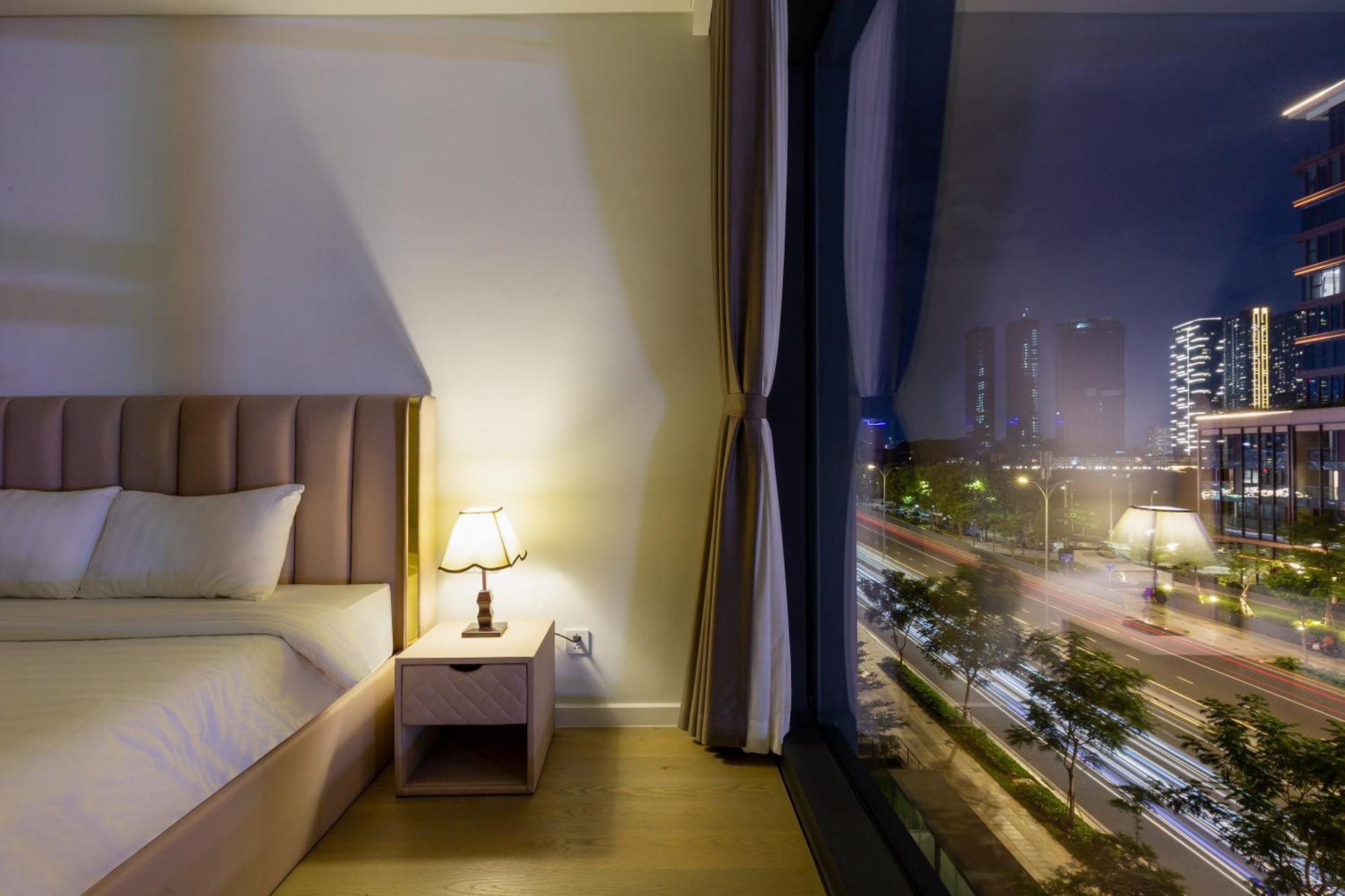 The Opera Apartment Cental Saigon Free Pool-Gym-Sauna Room- Golf Mini Ho Şi Min Dış mekan fotoğraf