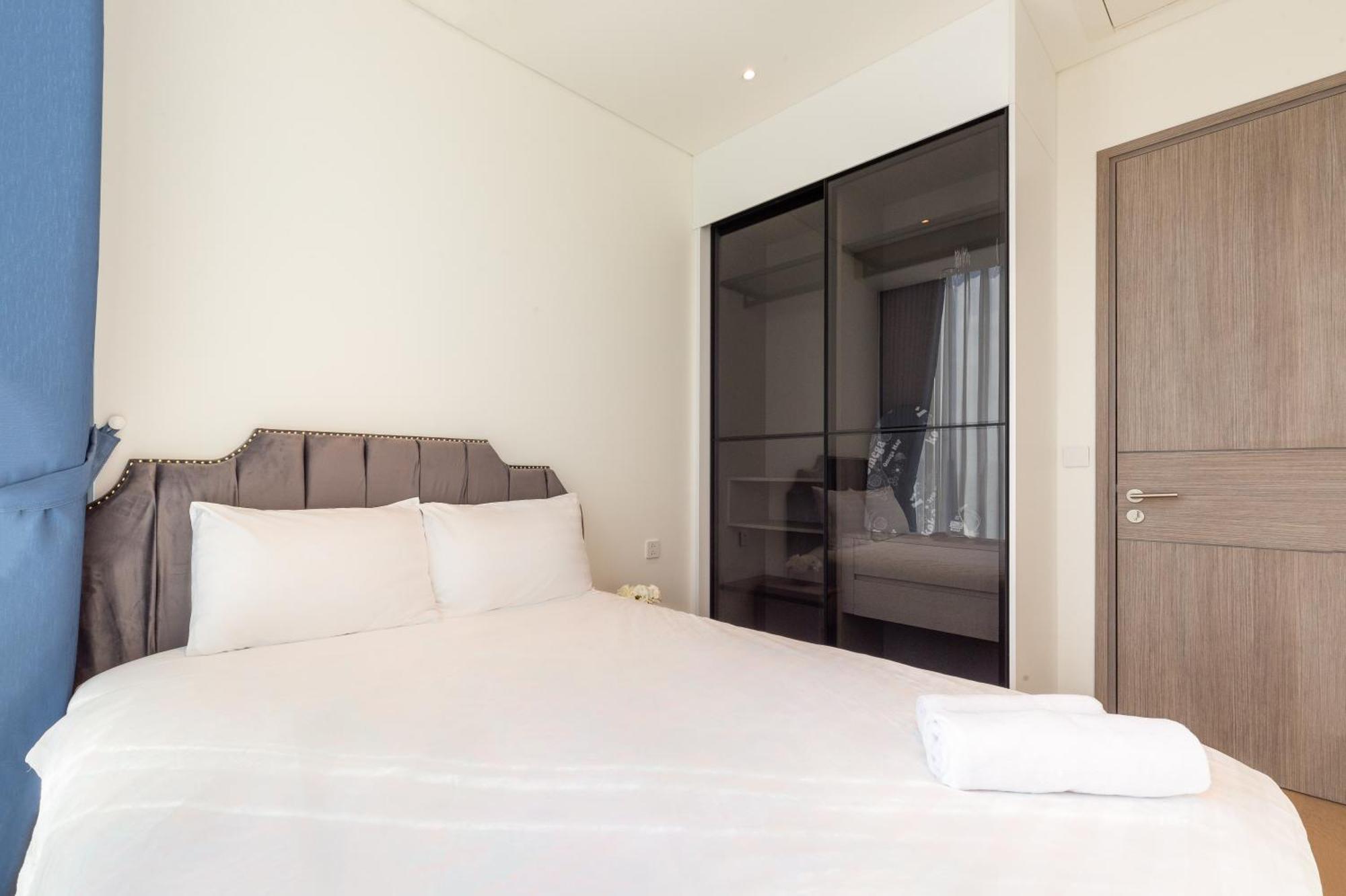 The Opera Apartment Cental Saigon Free Pool-Gym-Sauna Room- Golf Mini Ho Şi Min Dış mekan fotoğraf
