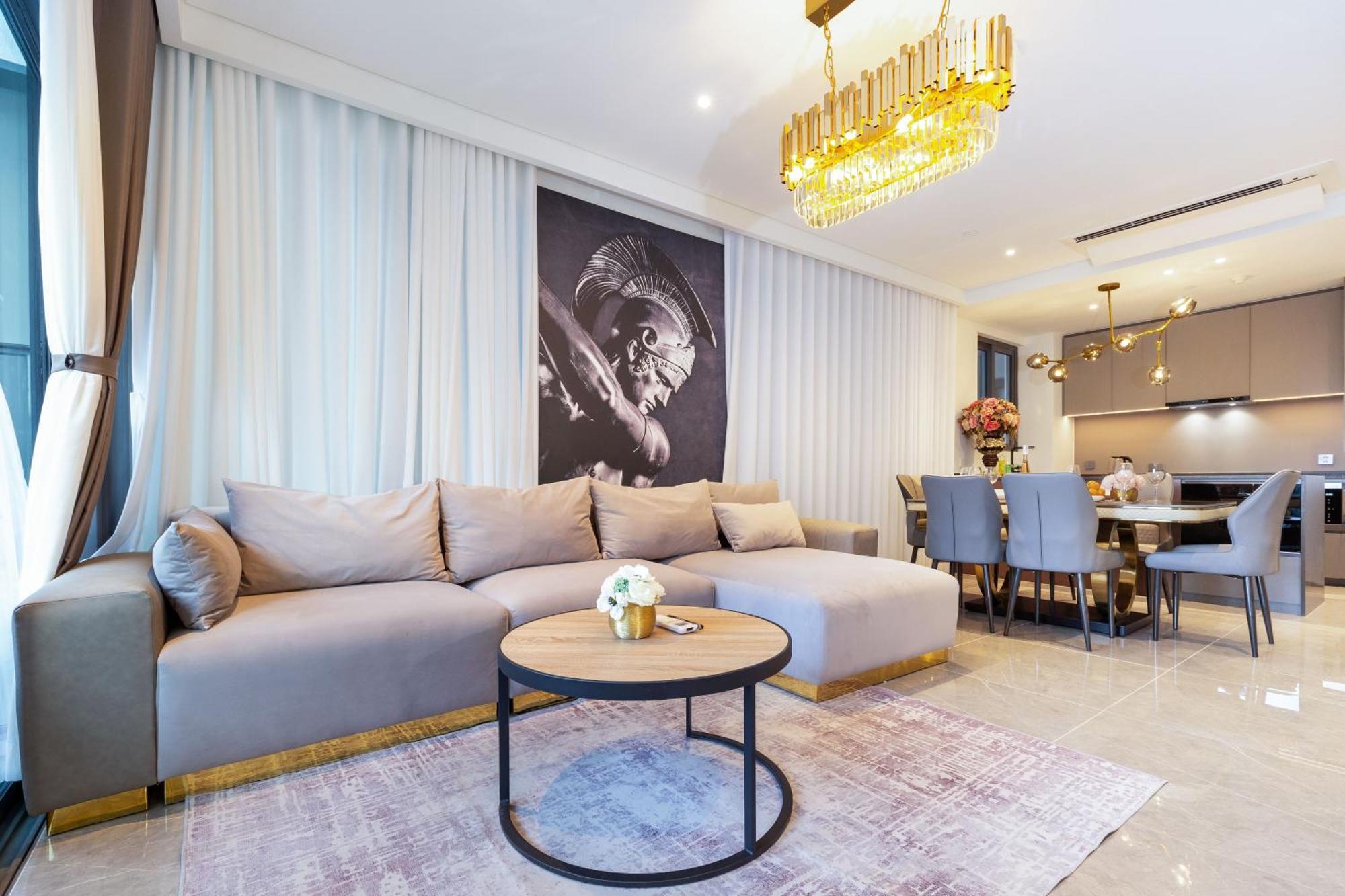The Opera Apartment Cental Saigon Free Pool-Gym-Sauna Room- Golf Mini Ho Şi Min Dış mekan fotoğraf