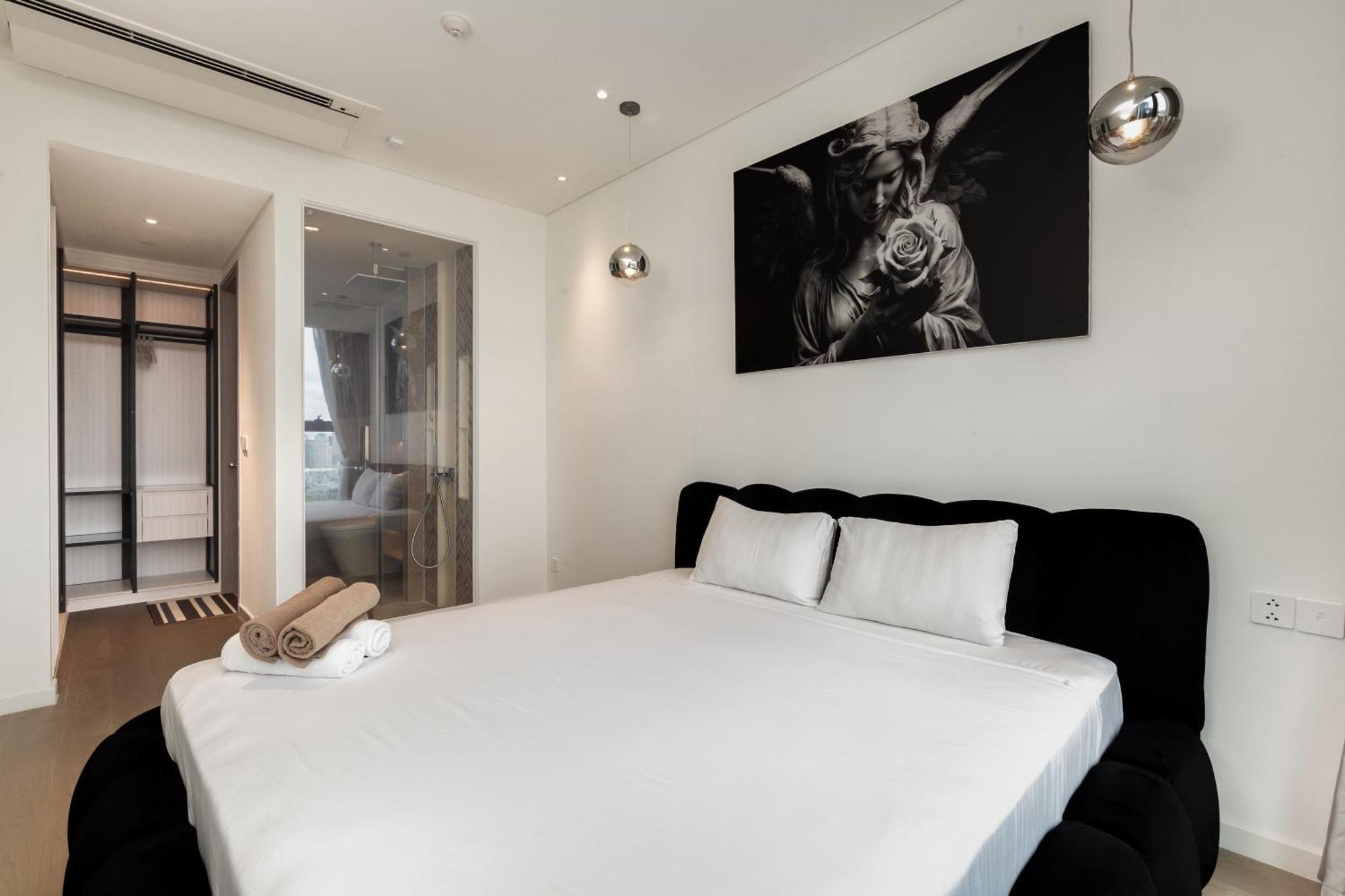 The Opera Apartment Cental Saigon Free Pool-Gym-Sauna Room- Golf Mini Ho Şi Min Dış mekan fotoğraf